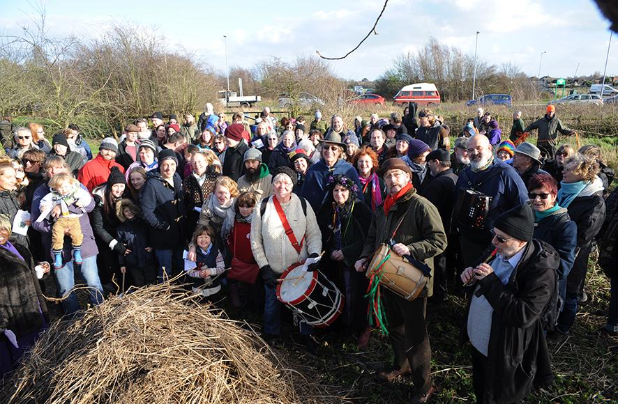 Trust Links, Southend. Wassailing at St Laurence Orchard 