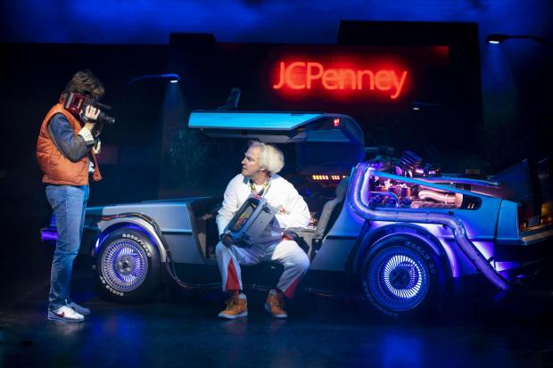 Echo: Back To The Future The Musical (c) Sean Ebsworth Barnes