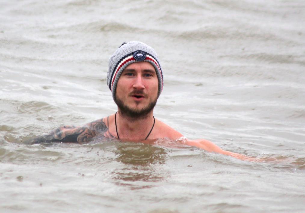 Braving the elements - Allen has begun cold water swimming by taking to the Thames Estuary Picture: GAZ DE VERE