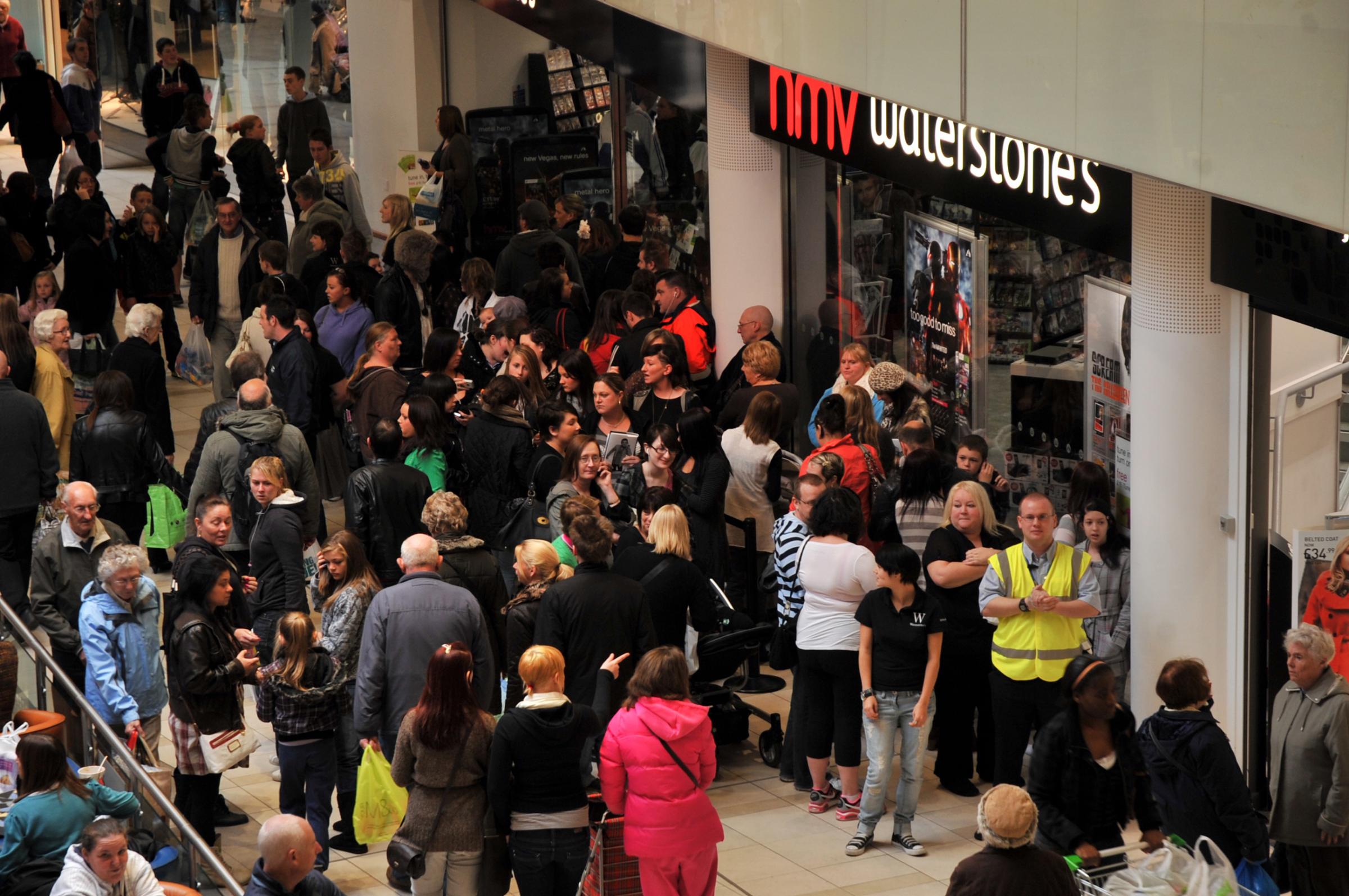 Before social distancing was a thing - large crowds gather outside the Waterstones store in Basildons Eastgate Shopping Centre as fans look to get a glimpse of actor Danny Dyer in 2010
