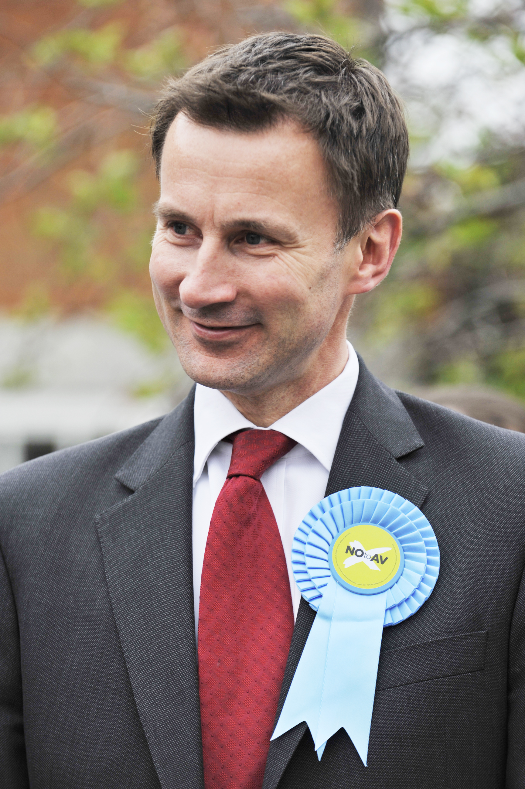 Wanting support - Jeremy Hunt headed to Canvey