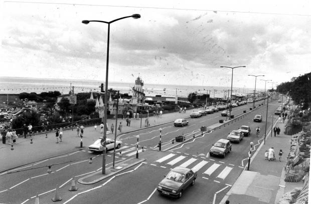 Echo: Western Esplanade in the 1980s with Peter Pan's on the left. Picture taken outside the old Fisherman's Wharf
