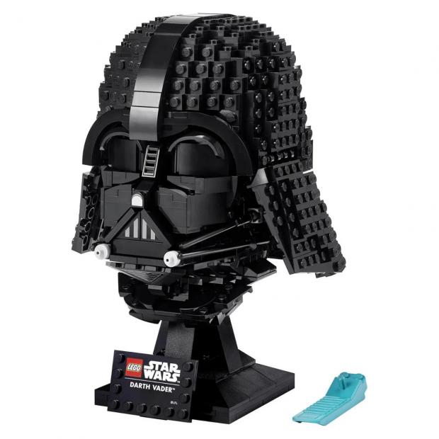 Echo: LEGO Star Wars Darth Vader Helmet Set (IWOOT)