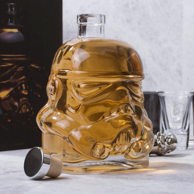 Echo: Stormtrooper Decanter (Find Me A Gift)