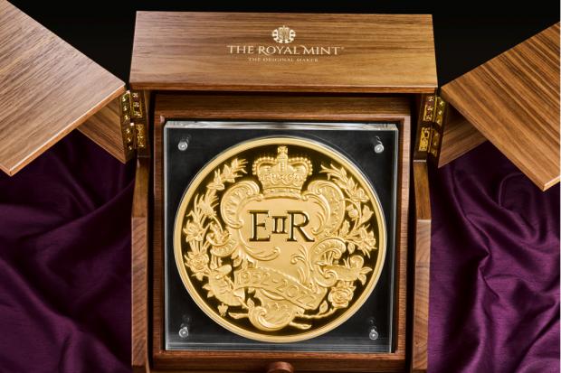 15-kilogram gold coin in celebration of Her Majesty The Queen’s Platinum Jubilee. Credit: The Royal Mint