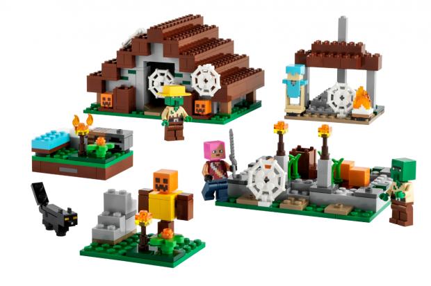 Echo: LEGO® Minecraft® The Abandoned Village. Credit: LEGO