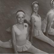 Flexible friends - Julie Turner, Dianne Chapman and Suzanne Rainey in 1971