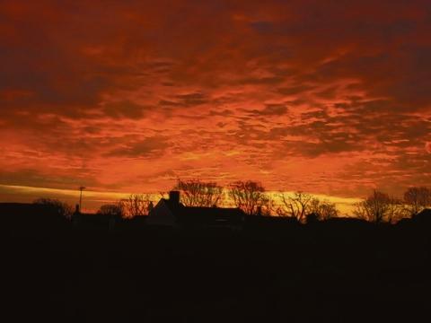 Readers Photos - Red Sky in the Morning! Westcliff on Sea
Views from my bedroom, sky looking on fire
Louise Healy
