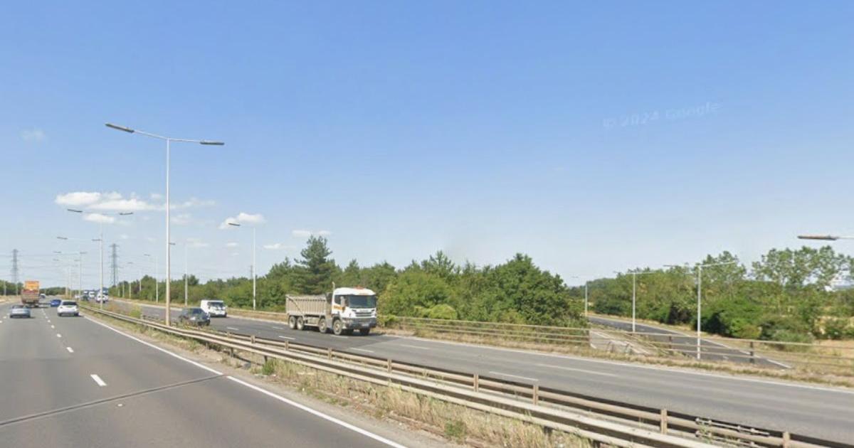 A13 blocked after crash towards London with severe delays