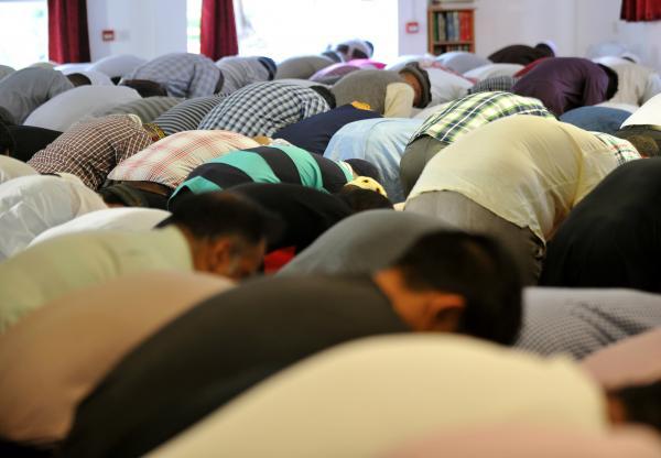 Illegal mosque given six months to close