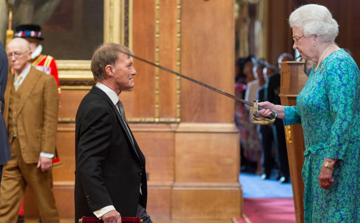 Sir David Amess knighted by the Queen | Echo